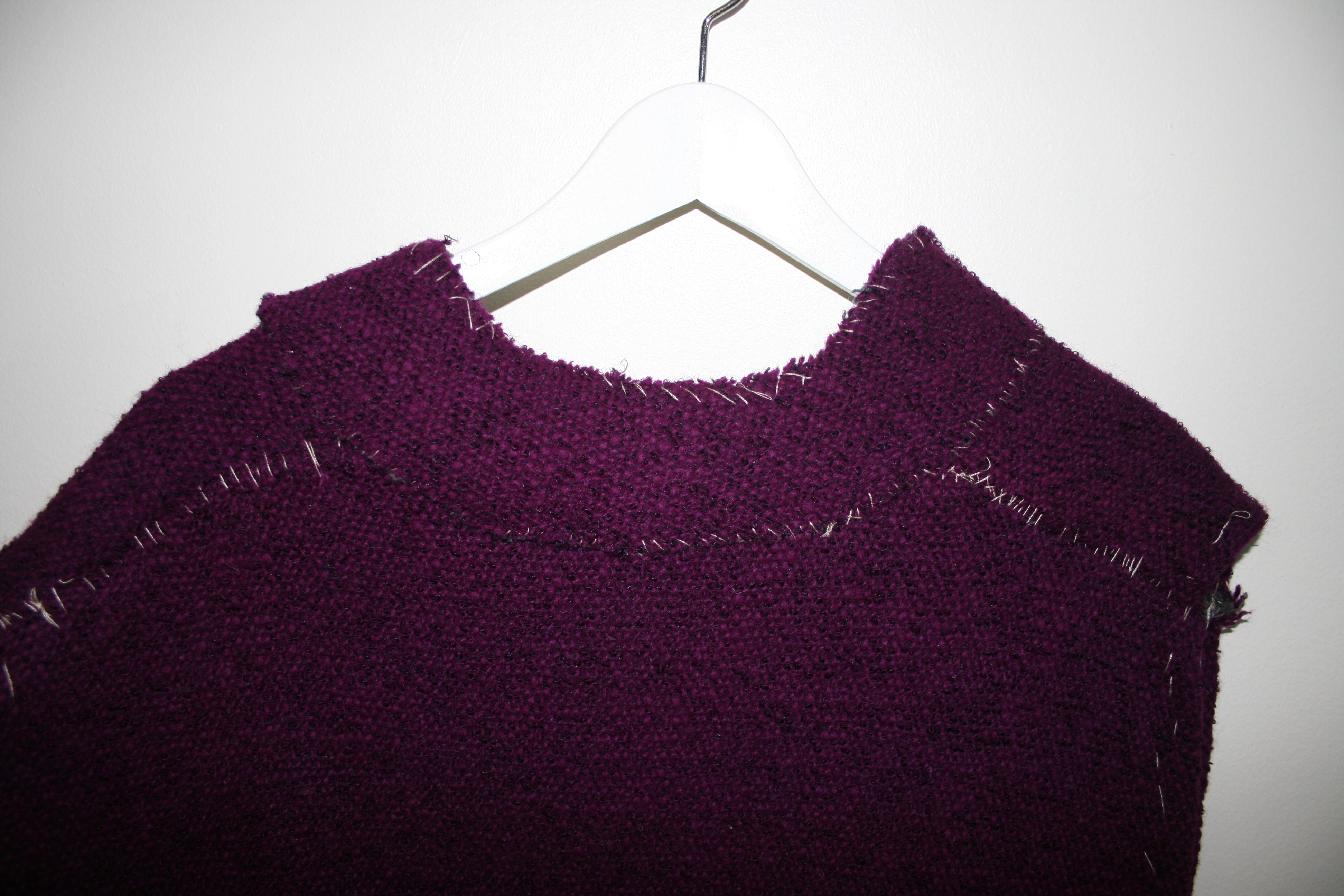 VEST detail shot D